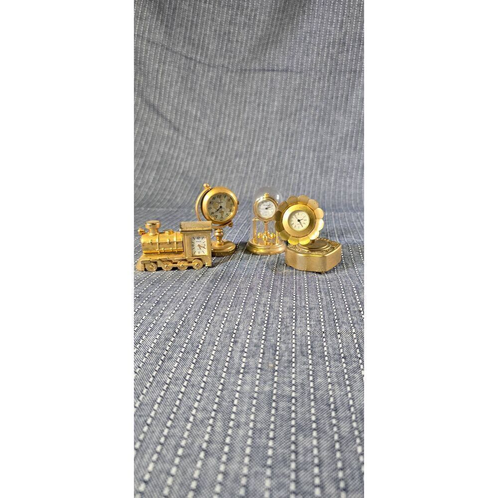 Lot of Vintage Minature Gold tones Clocks